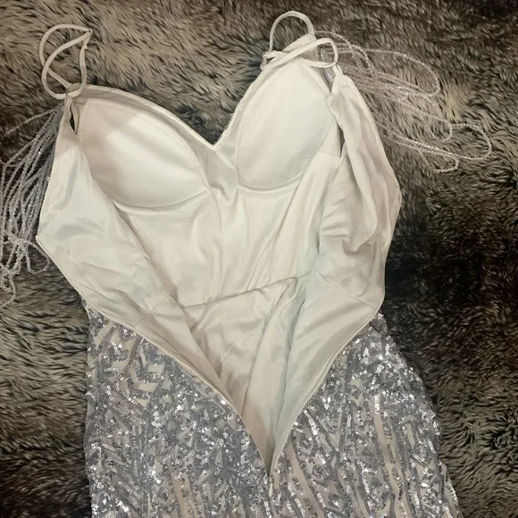 Shein 🌟HP🌟 Sequence Formal Gown-NWOT - Picture 12 of 15